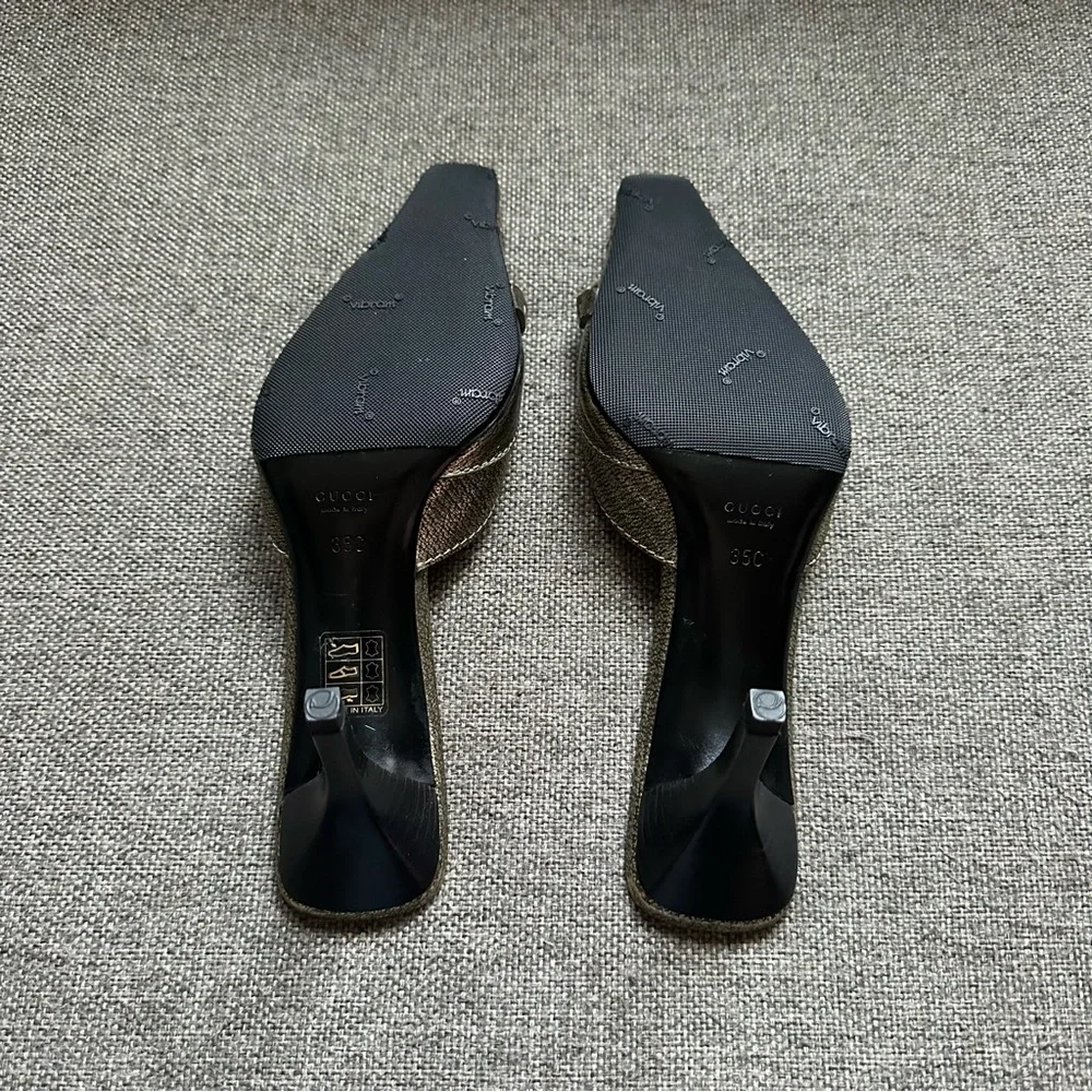 Vintage metallic Gucci horsebit chain heels - Picture 4 of 4